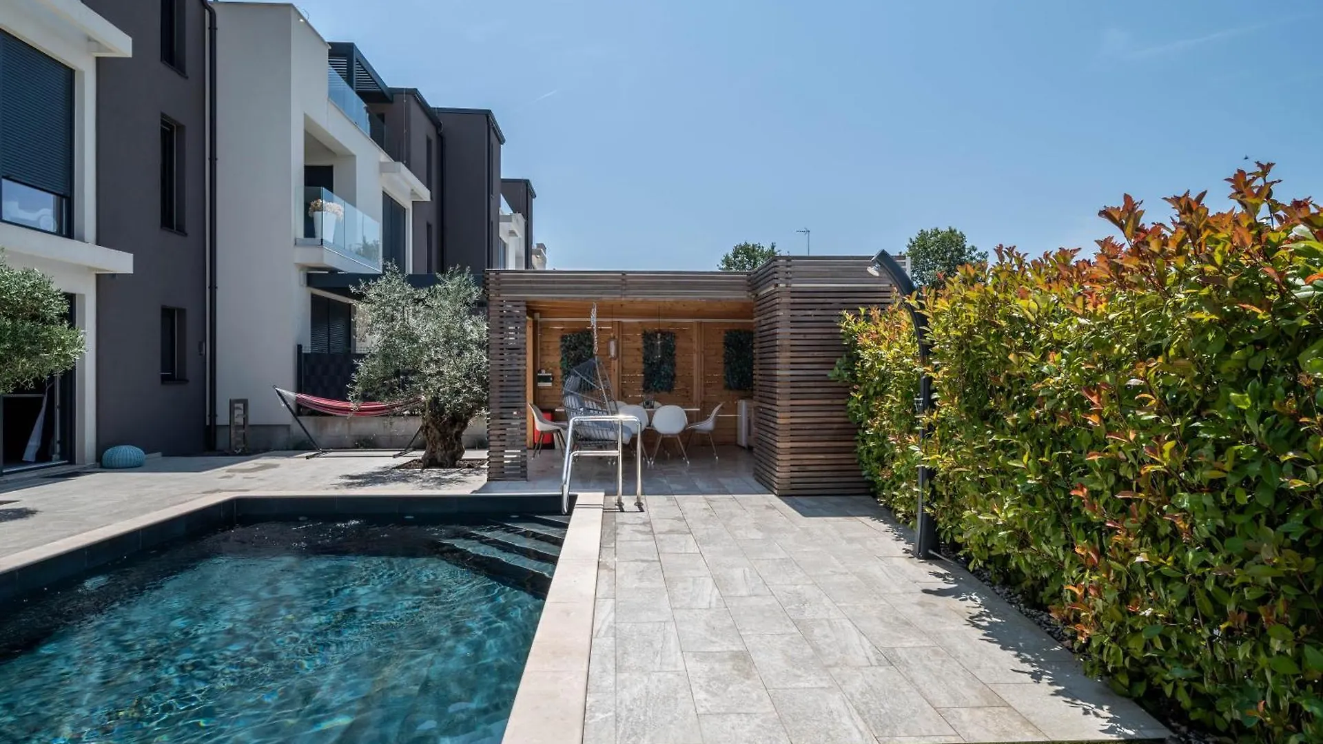 Noamio Homestay With Heated Swimming Pool & Sauna Radmani