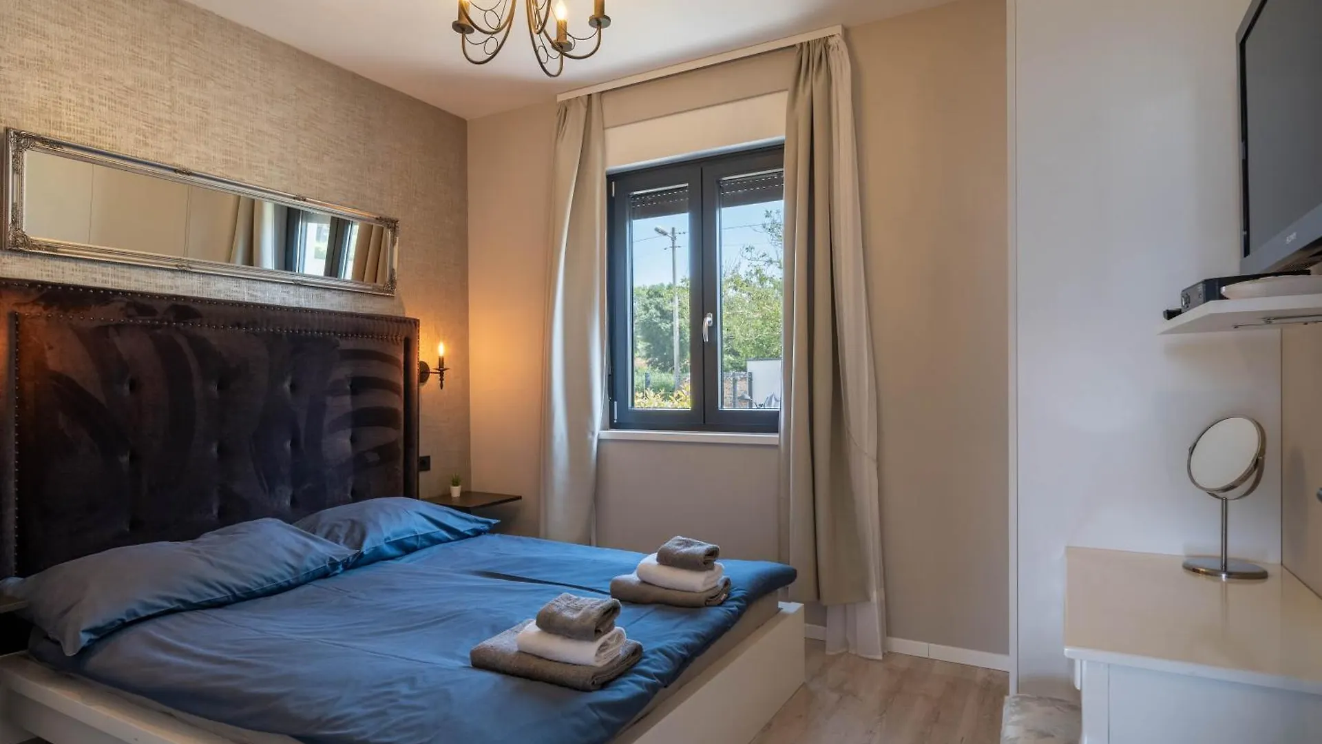 Lägenhet Noamio Homestay With Heated Swimming Pool & Sauna Radmani